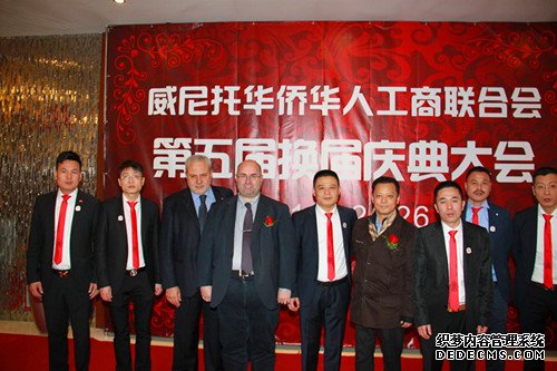http://mmbiz.qpic.cn/mmbiz/Q6icUZ3WHiamt1IicOSV3jHBUVsC85kszfGad7Ir4CmTic8FFV7phkvFq1q3HFZ5iaTyNFIcx7VUsMrV0yVlrRACMqg/0